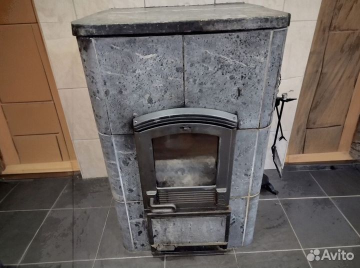 Печь камин отопительная