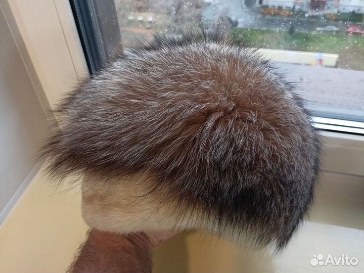 Меховая шапка женская