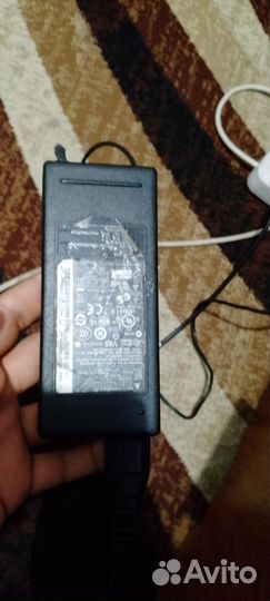 Большой рабочий хороший ноутбук