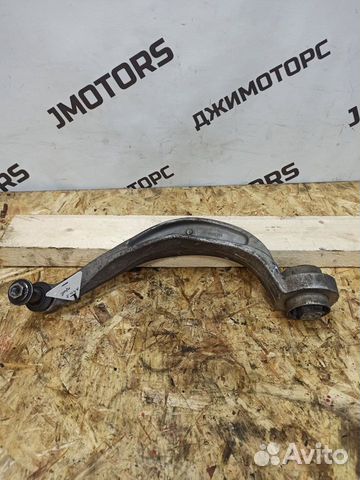 Рычаг передней подвески нижний правый Audi A4