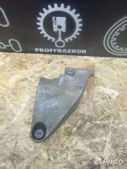 Кронштейн генератора Chevrolet Lacetti 2009 963521