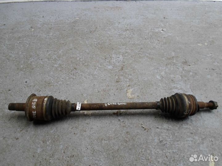 Полуось задняя левая Chrysler 300C 1