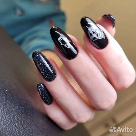 Маникюр педикюр