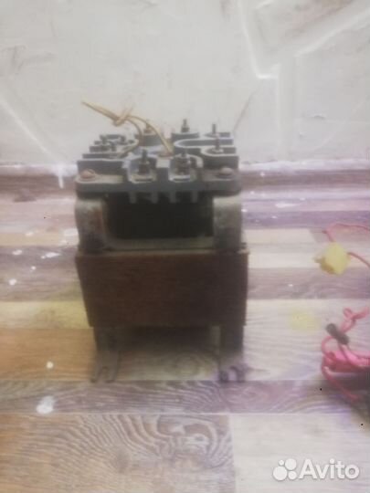 Понижающий трансформатор