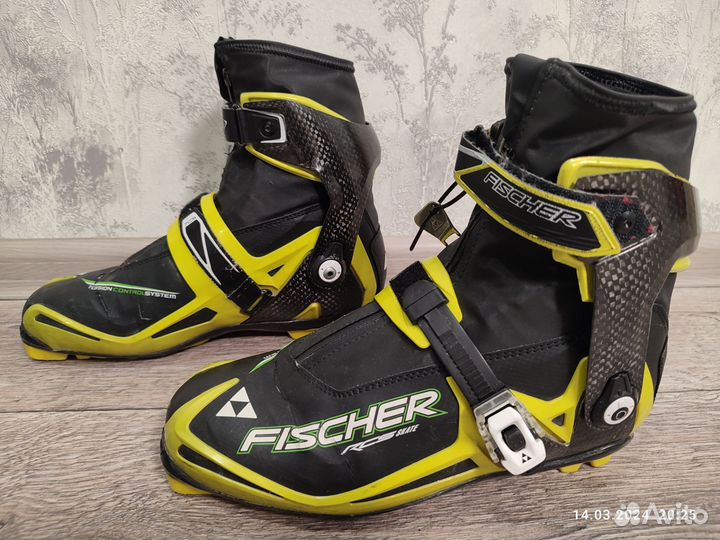 Лыжные ботинки Fisher rcs skate carbonlite
