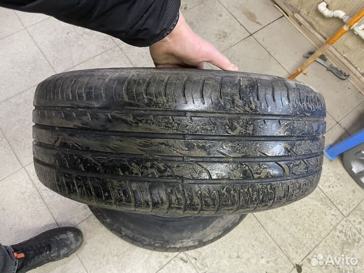 Continental ContiPremiumContact 2 215/55 R17