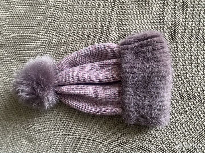 Шапка с отделкой из норки