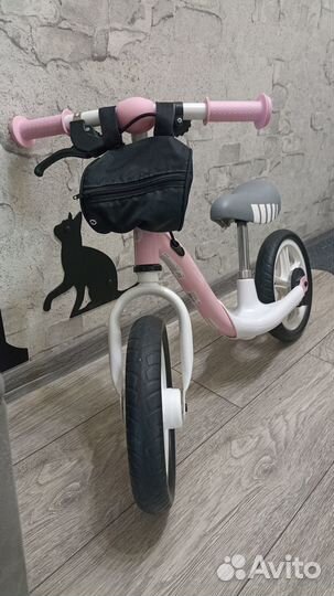 Продам беговел