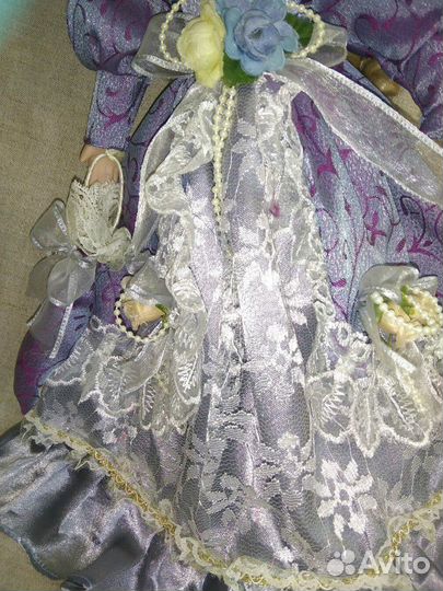 Фарфоровая винтажная кукла. Актуально