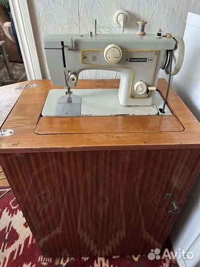 Швейная машина Подольск 132