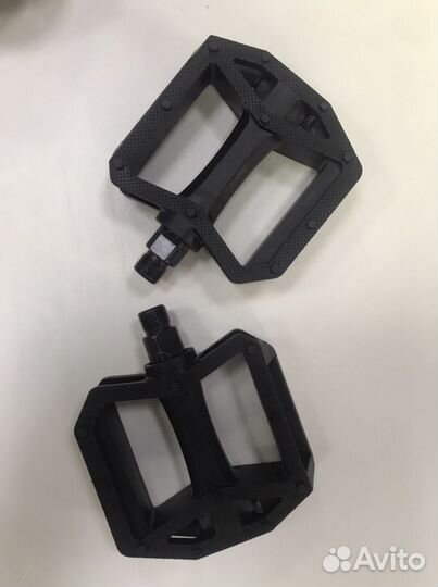 Педали для велосипеда