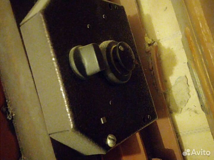 Дверь входная железная