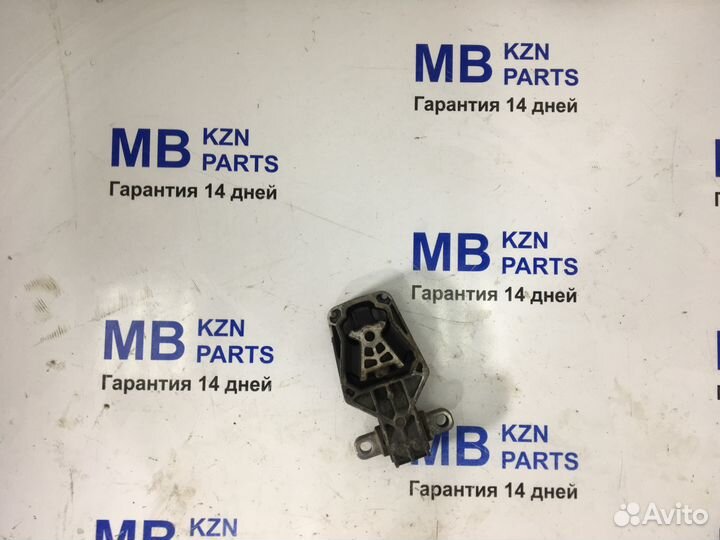 Крепление двигателя Mercedes w246 арт 01145