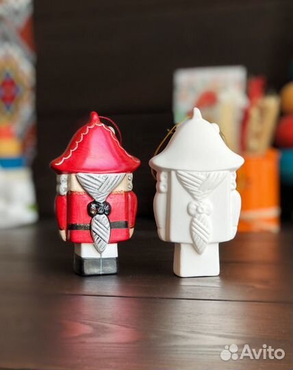 Щелкунчик фарфоровый для росписи, 10 см