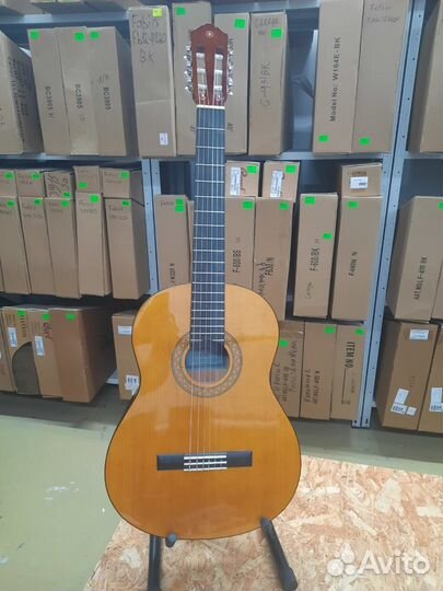 Гитара Yamaha c40
