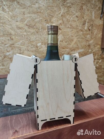 Подарочная коробка для бутылки