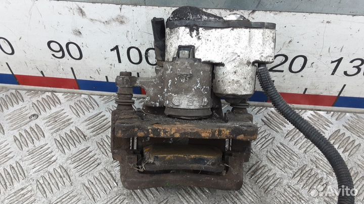 Суппорт задний левый Audi A8 D3/4E 2005