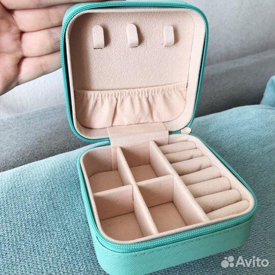 Шкатулка для украшений новая