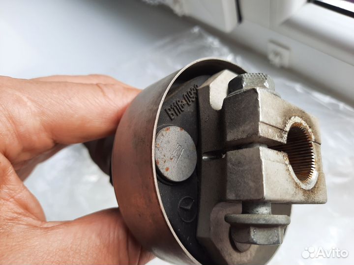 Рулевой карданчик на Mercedes-Benz w211