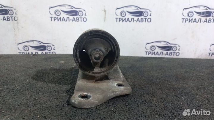 Подушка двигателя Tiguan