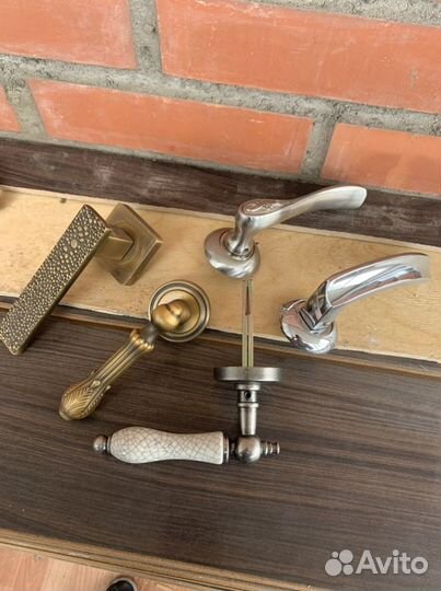 Дверная ручка