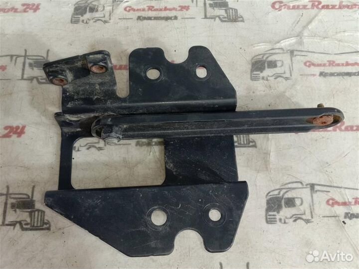 Кронштейн спойлера Scania 6-series 2337641