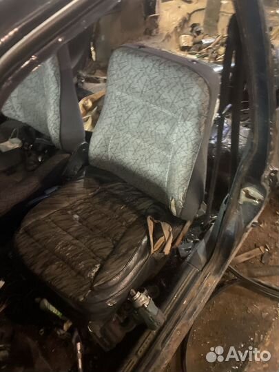 Передние сиденья ваз 2114