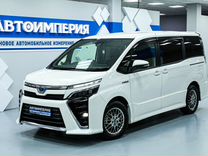 Toyota Voxy 1.8 CVT, 2017, 111 000 км, с пробегом, цена 2 478 000 руб.