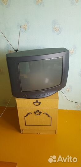 Телевизор samsung