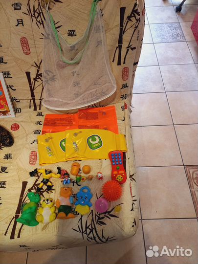 Детские развивающие игрушки пакетом