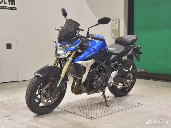 Suzuki GSR 750 abs