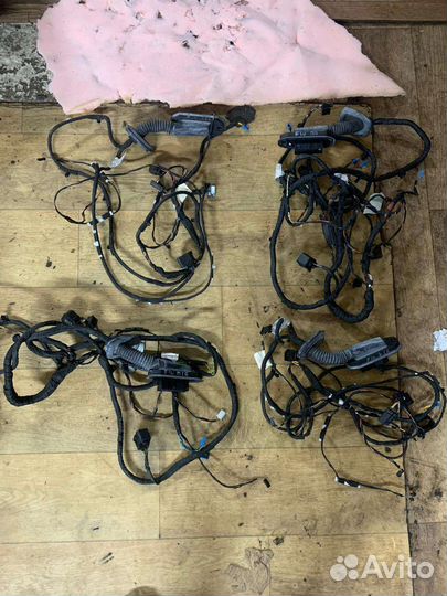 Комплект доводчиков дверей BMW F10 бмв Ф10