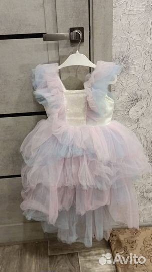 Нарядное платье для девочки