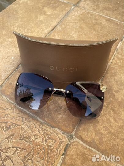 Солнцезащитные очки