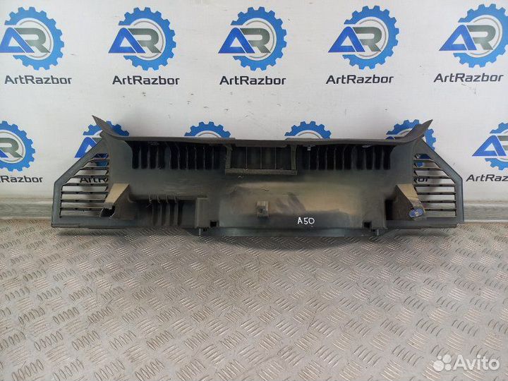 Обшивка задней панели Opel Astra H Z18XER 1.8