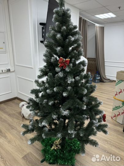 Елка искусственная