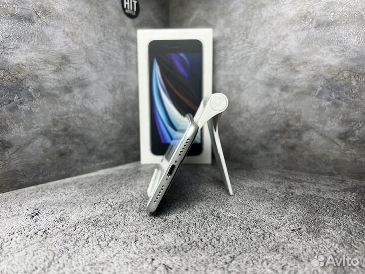 iPhone SE (2020), 64 ГБ