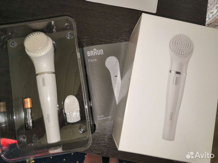 Щетка для лица Braun