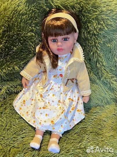 Говорящий кукла с волосами