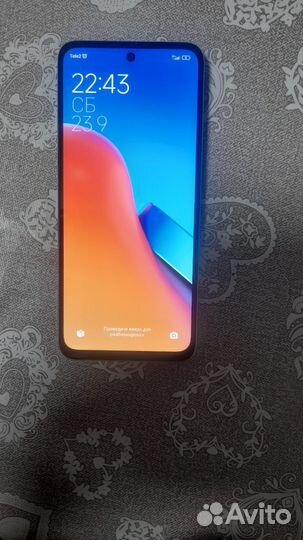Телефон Xiaomi redmi note 12