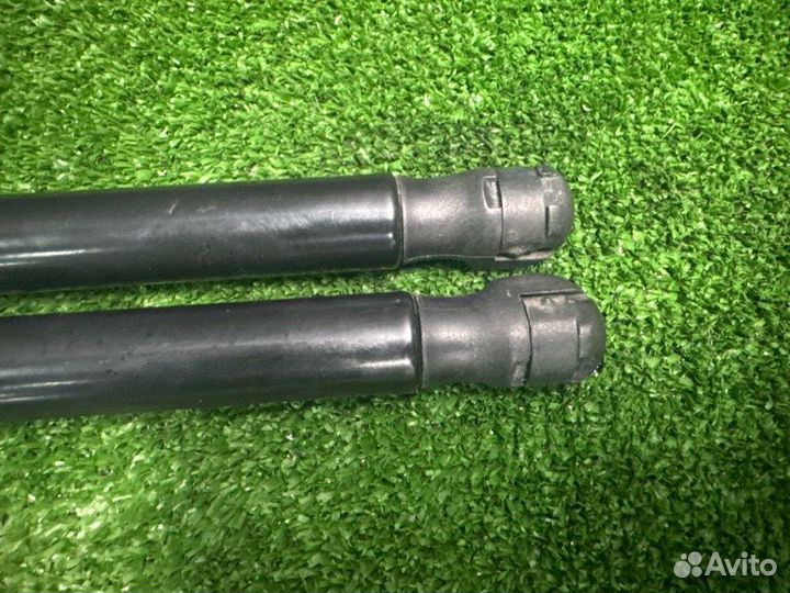 Газовые упоры багажника Skoda Octavia A7 1.6 cwva