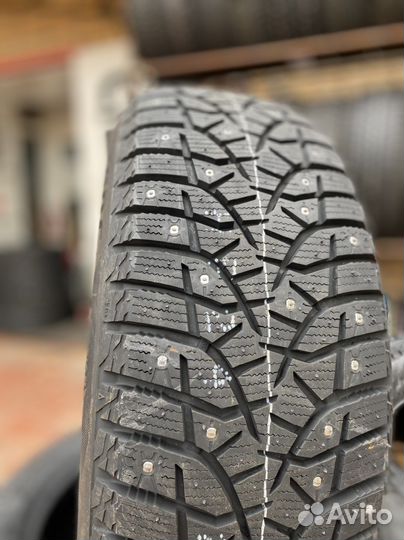 Bridgestone Blizzak Spike-02 SUV 225/60 R17 103T