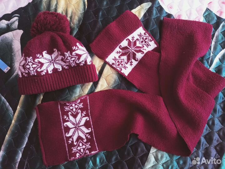 Зимняя шапка с шарфом