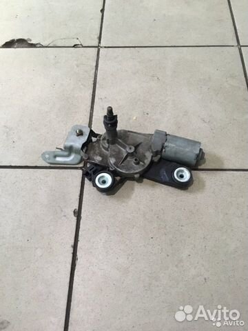 Моторчик дворника задний Mazda 3 BK