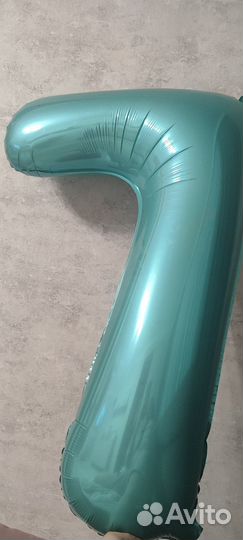 Шар в виде цифры 7 с гелием