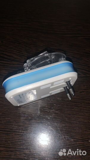 Универсальное зарядное устройство