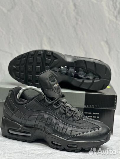 Кроссовки Nike Air Max 95 легкие