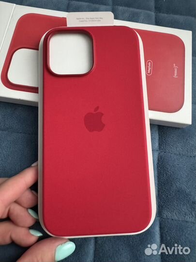 Оригинальный чехол на iPhone 13 pro max