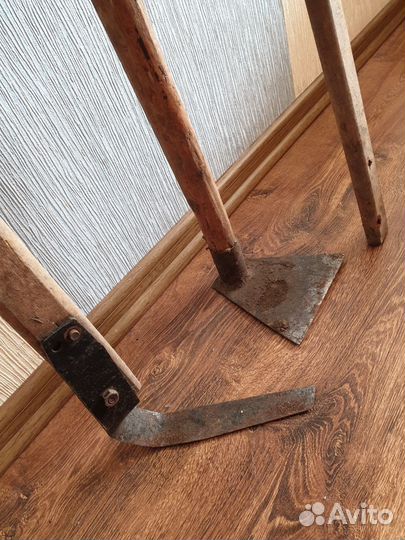 Плосокрез Фокина и тяпка