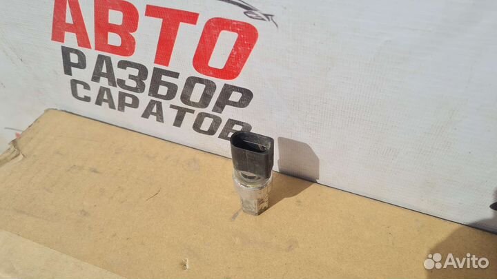 Датчик давления кондиционера Skoda Octavia a5